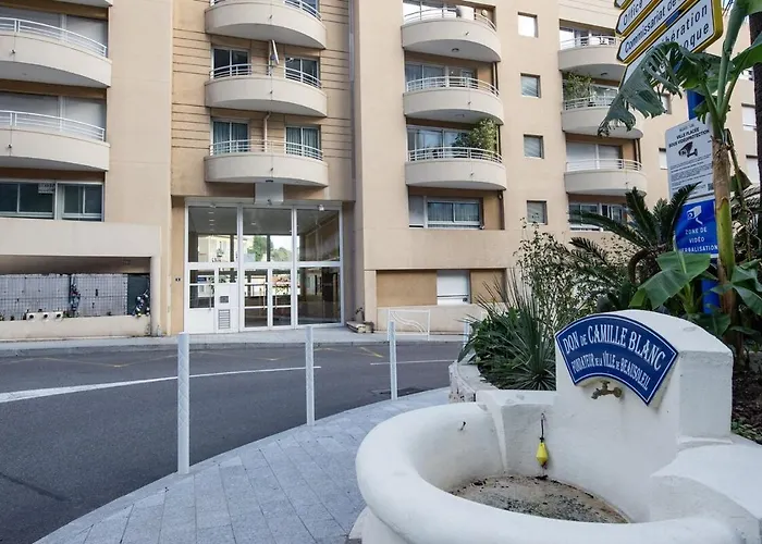 Monte Carlo Riviera بوزولي